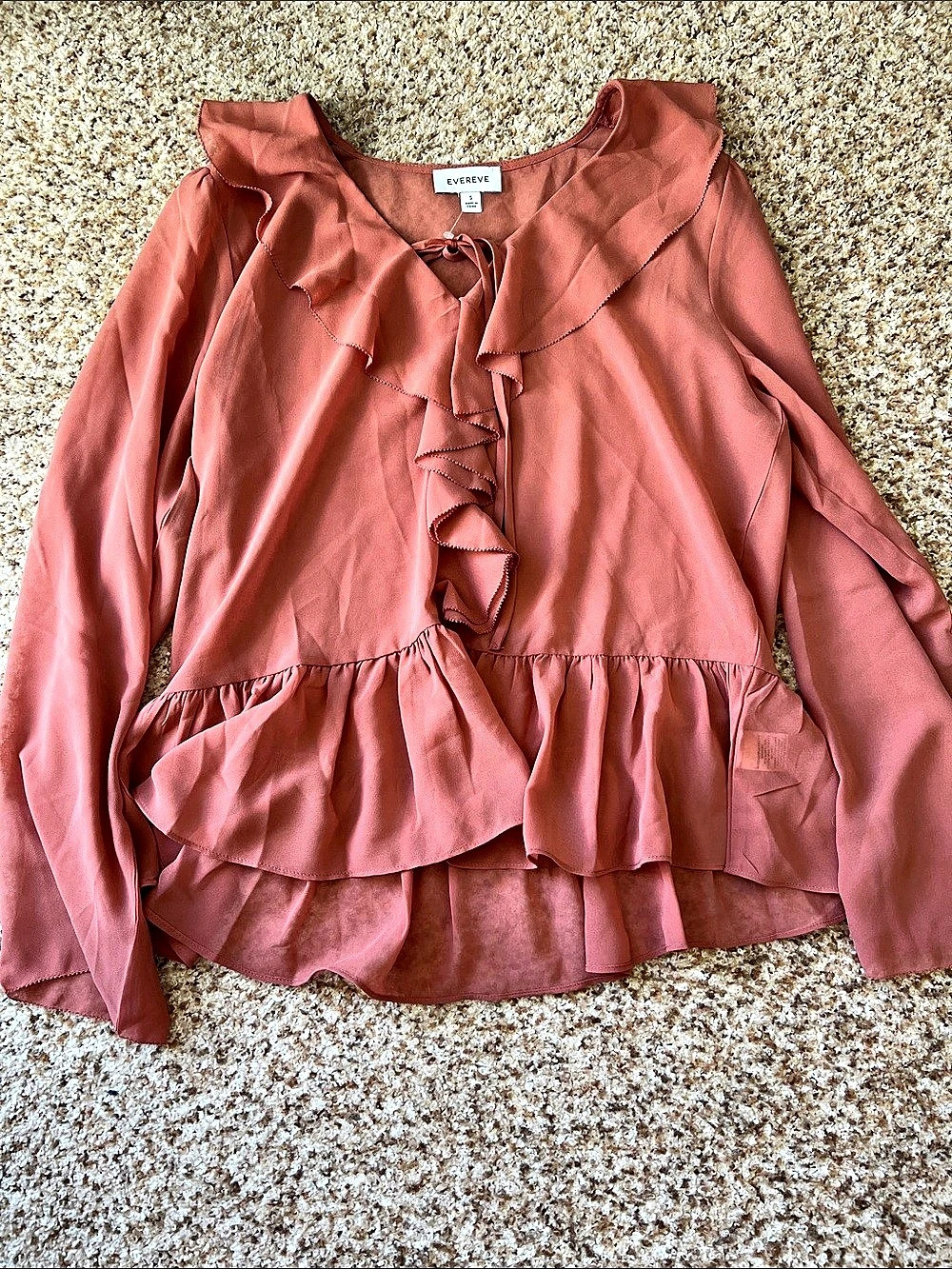 EVEREVE Ruffle Front Blouse in Pink Size Small Like New
